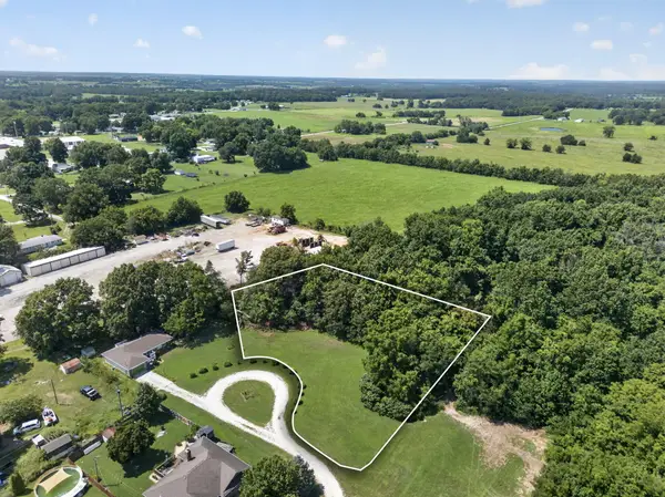 000 E Craven Lane, Walnut Grove, MO 65770
