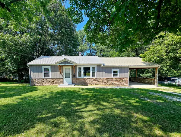 243 E Burford Street, Marshfield, MO 65706