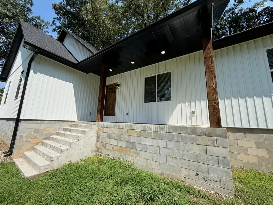 409 Valley Road, Thayer, MO 65791 - #3