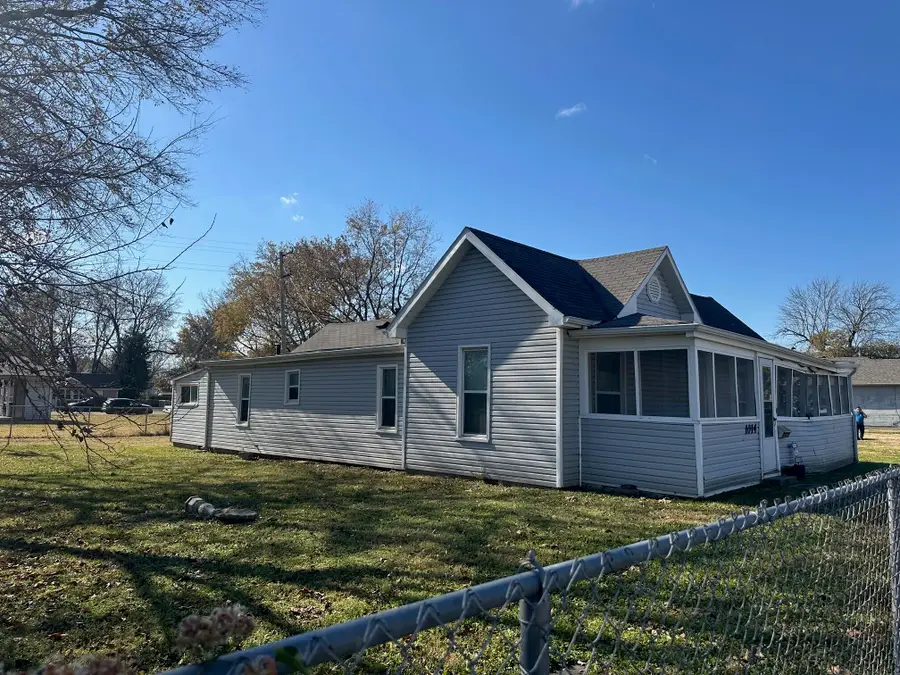 1014 E Furnace Street, Joplin, MO 64801 - #2