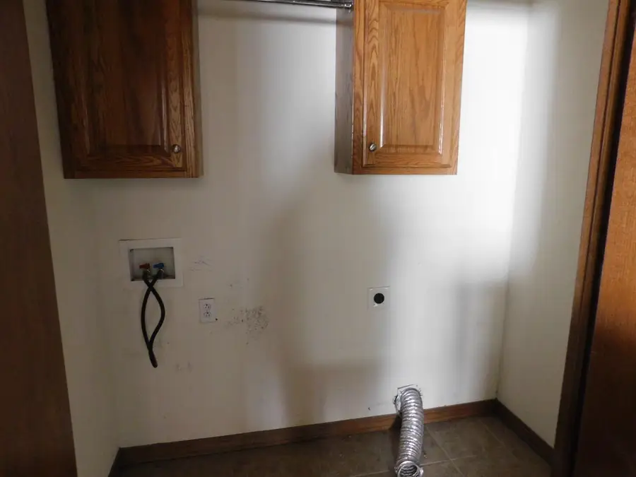406 W Cale, Monett, MO 65708 - #2