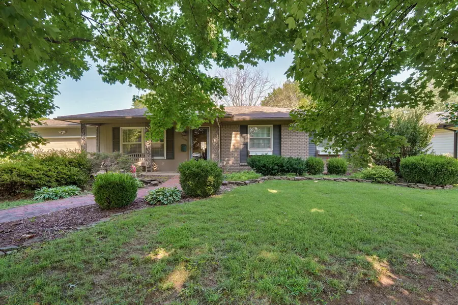 2444 S Mccann Avenue, Springfield, MO 65804 - #2