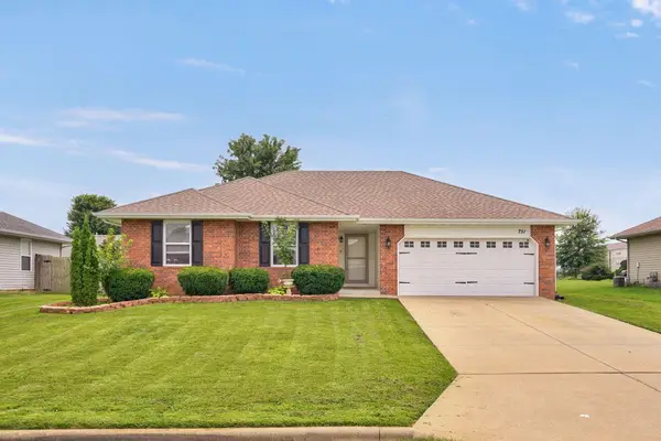 751 W Logan Street, Rogersville, MO 65742