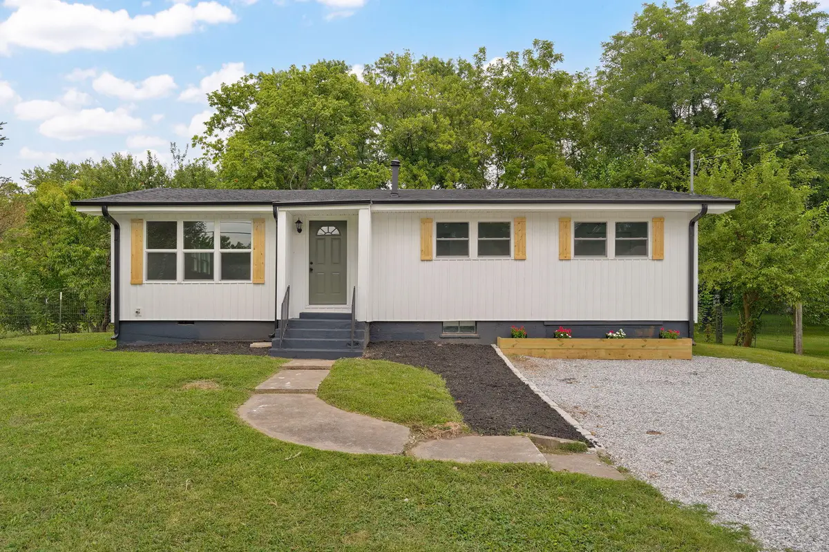 524 N College Avenue, Republic, MO 65738 - #1