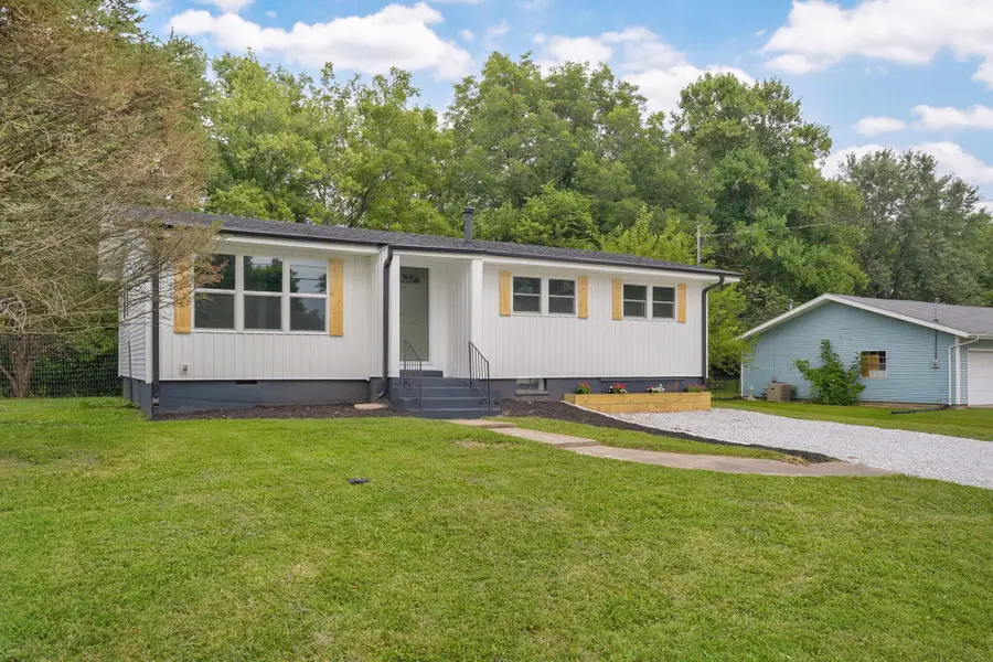 524 N College Avenue, Republic, MO 65738 - #3