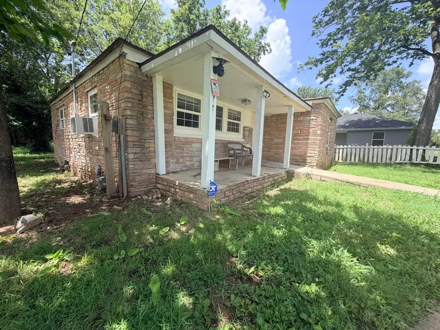 617 N Hillcrest Avenue, Springfield, MO 65802 - #3