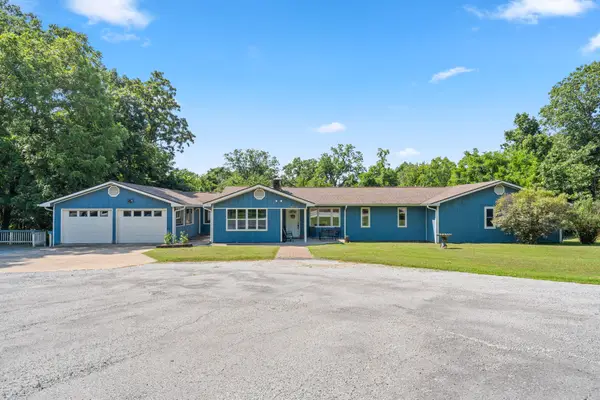 111 Bobcat Court, Forsyth, MO 65653