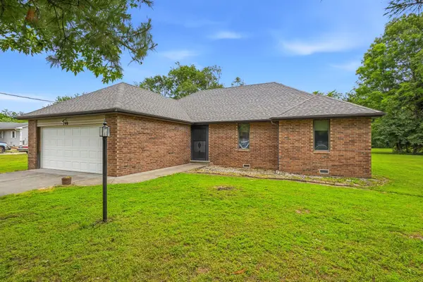 740 N Homewood Avenue, Springfield, MO 65803