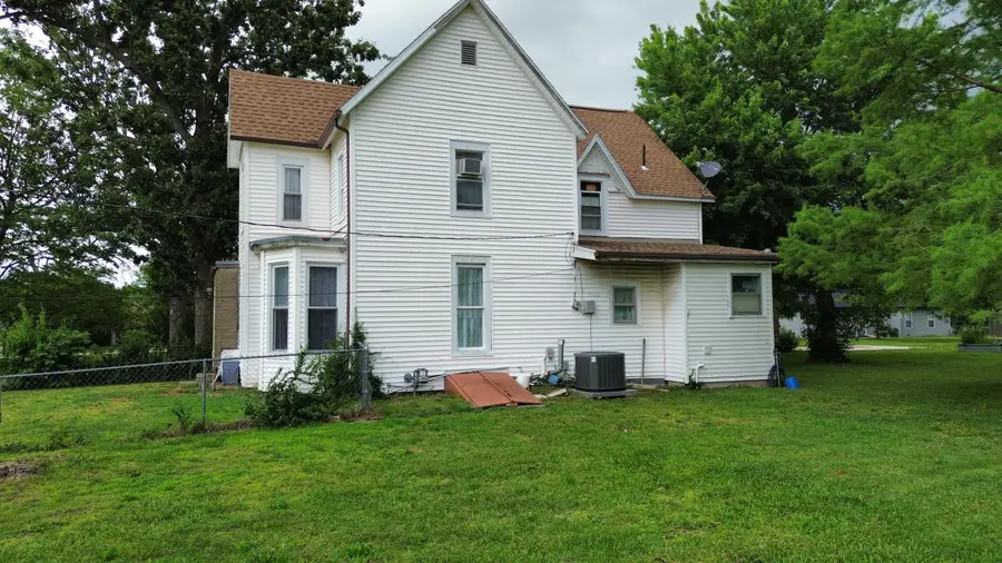 231 E Terrill Creek Road, Billings, MO 65610 - #2