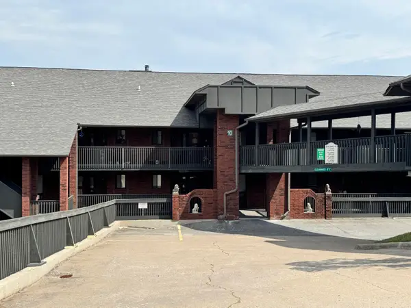 150 Sunken Forest Drive # 252, Forsyth, MO 65653
