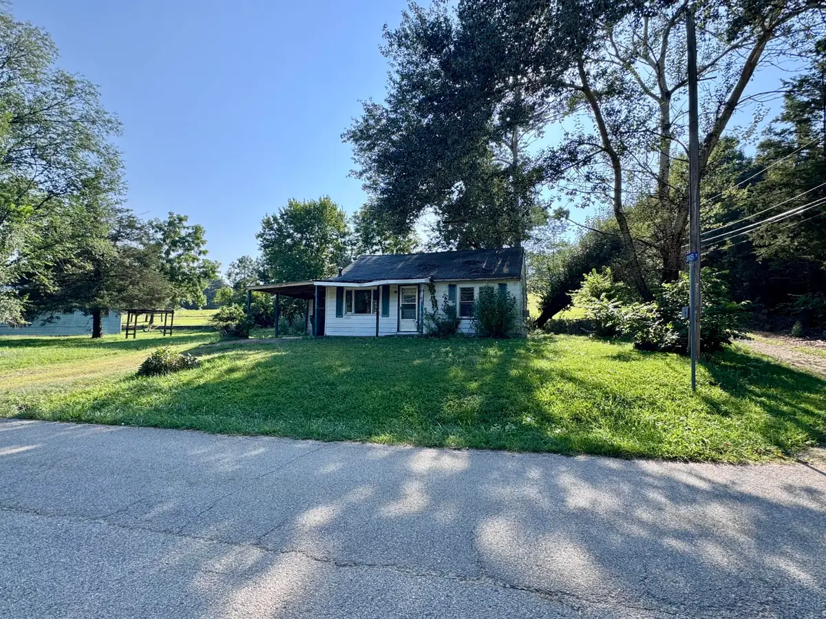 1019 Chestnut Avenue, Cabool, MO 65689 - #1