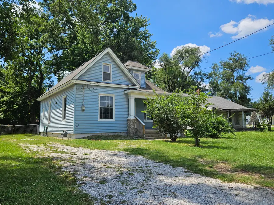 753 N Brown Avenue, Springfield, MO 65802 - #3
