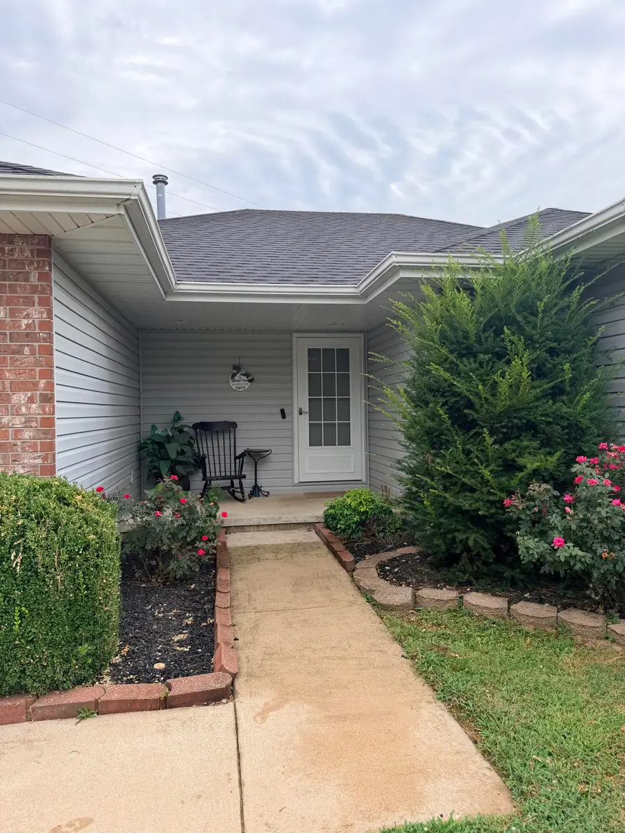 4136 Somerset Drive, Battlefield, MO 65619 - #2