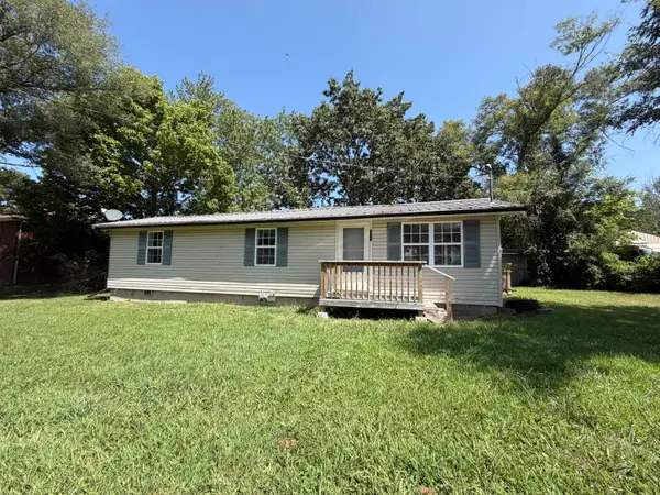 407 W Brown Street, Clever, MO 65631