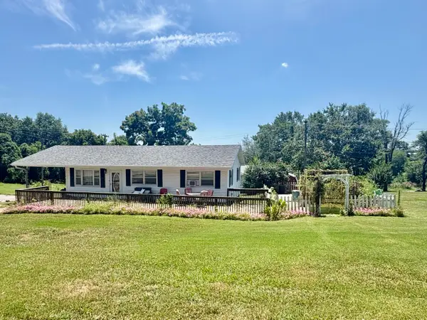 201 Wynes Circle, Greenfield, MO 65661