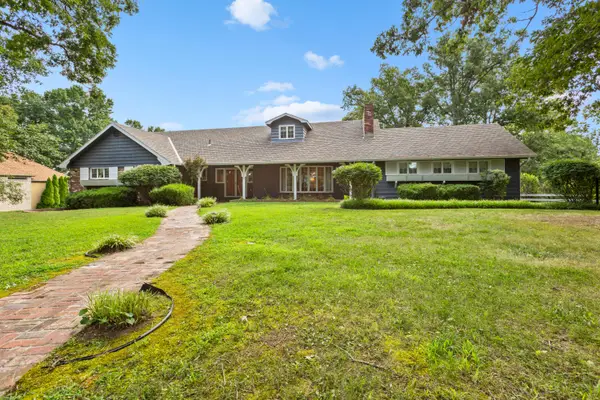 118 Woodleigh Drive S, Branson, MO 65616
