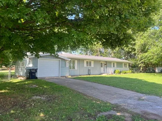 607 E Summit Street, Republic, MO 65738 - #1