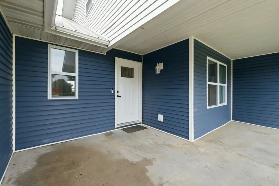 21005 Lawrence 2074, Ash Grove, MO 65604 - #3