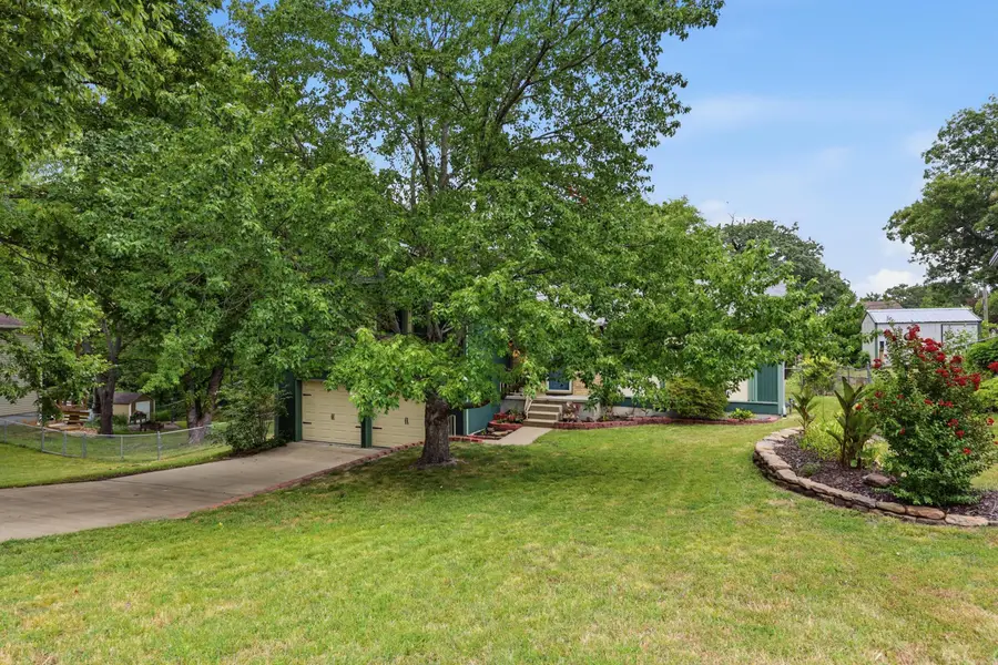 4321 S Sergeant Avenue, Joplin, MO 64804 - #3