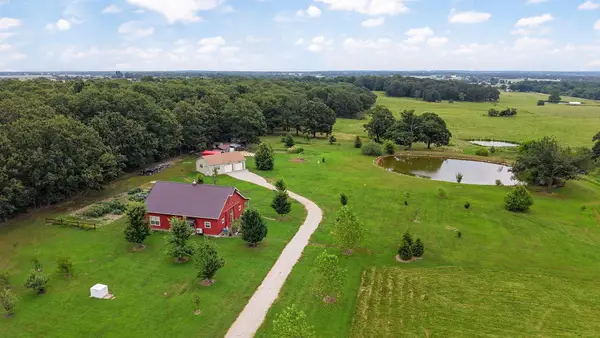 14260 Lawrence 1180, Aurora, MO 65605