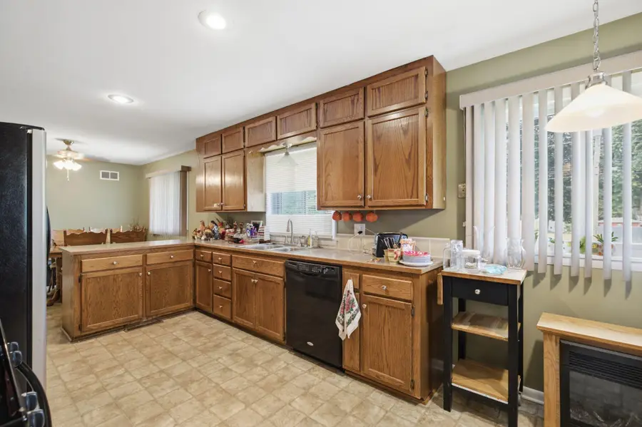 1011 13th Street, Monett, MO 65708 - #3