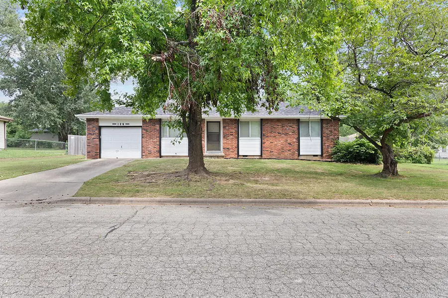 126 N Fairwood Avenue, Republic, MO 65738 - #2