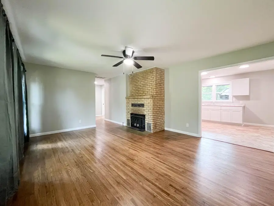 420 Brewer Street, Thayer, MO 65791 - #3