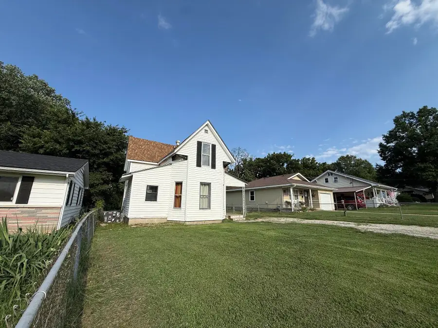2336 N Ramsey Avenue, Springfield, MO 65803 - #3