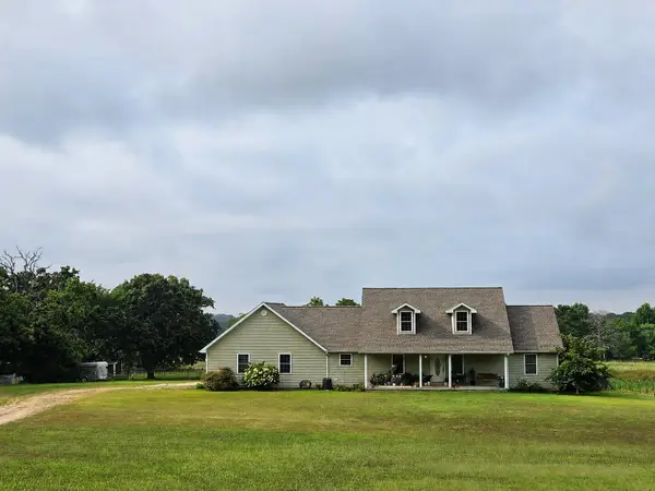 4534 County Road 7000, West Plains, MO 65775