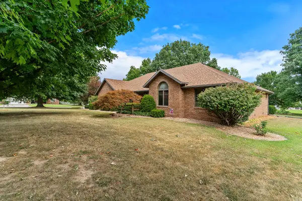 1965 West Cardinal Lane, Aurora, MO 65605