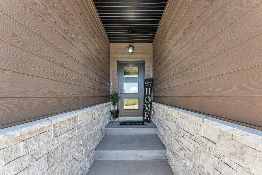 2617 W Goldfinch Drive, Ozark, MO 65721 - #3