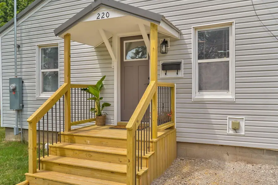 220 E Olive Street, Mount Vernon, MO 65712 - #3