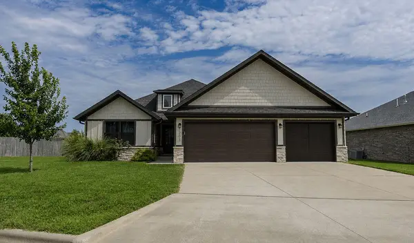 1205 W Denali Drive, Nixa, MO 65714