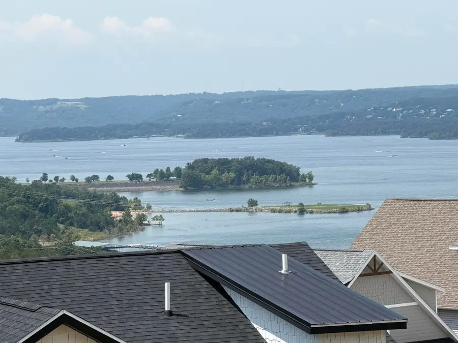 135 Chateau Mountain Lane, Branson, MO 65616 - #2