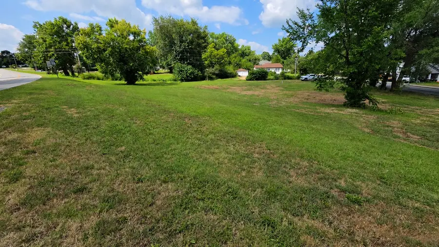 000 N Main Street, Cassville, MO 65625 - #2