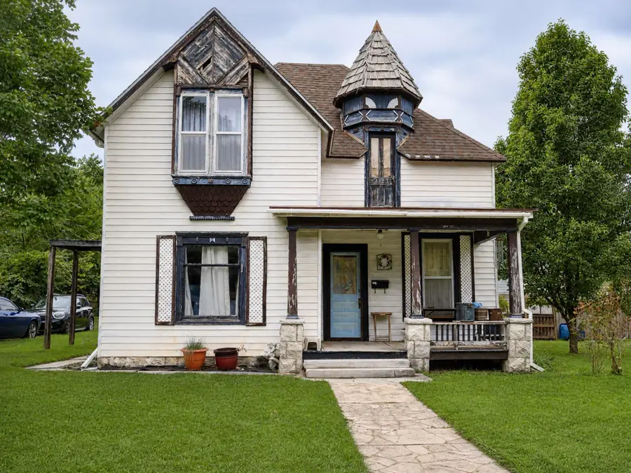 1123 S Maple Street, Carthage, MO 64836 - #3
