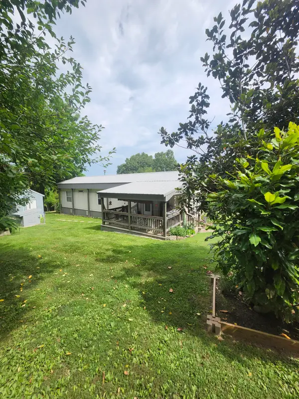 2275 Beltz Drive, Willow Springs, MO 65793