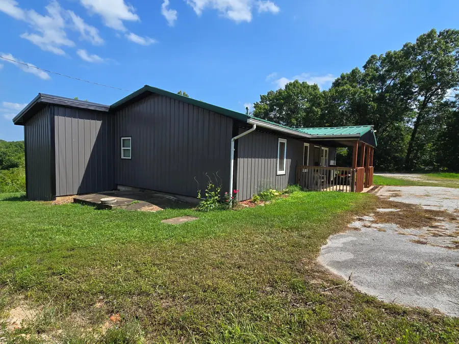 9008 Timber Drive, Mountain Grove, MO 65711 - #2