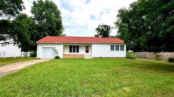 502 W County Street, Monett, MO 65708