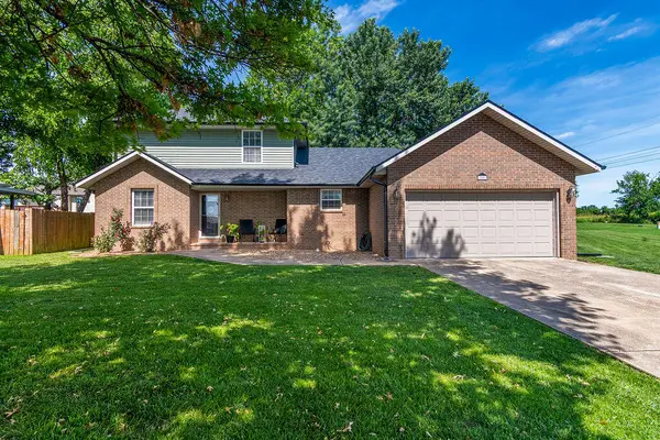3283 N Nixon Avenue, Springfield, MO 65803
