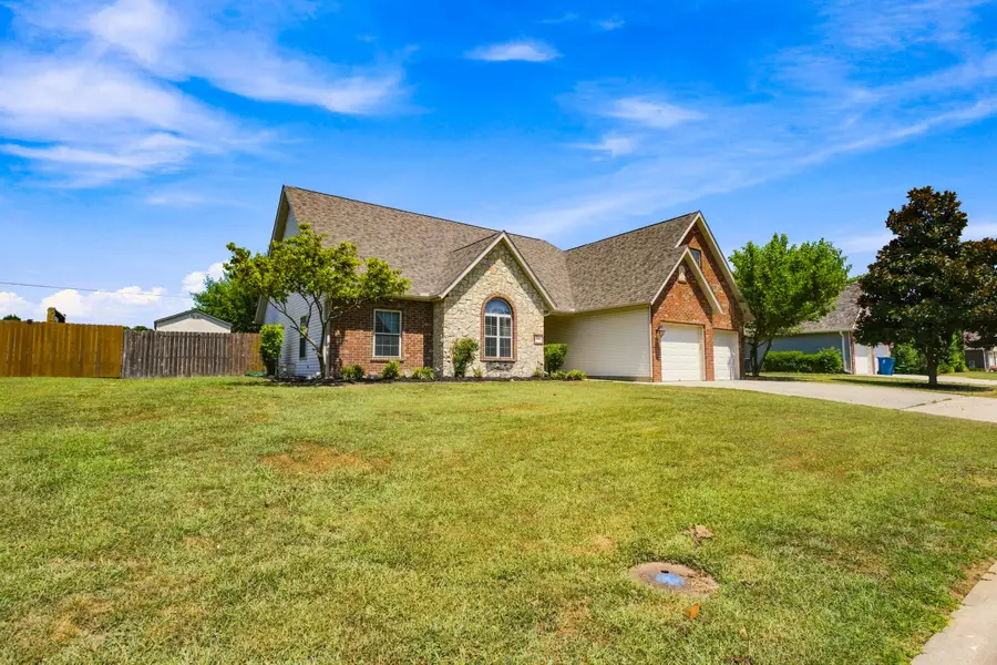 113 Justin Boulevard, Webb City, MO 64870 - #3