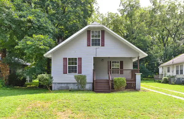 1130 S Crutcher Avenue, Springfield, MO 65804
