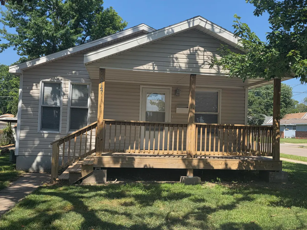 2147 N Fremont Avenue, Springfield, MO 65803 - #1