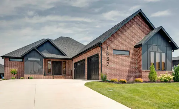 1837 E Cobblestone Drive, Ozark, MO 65721