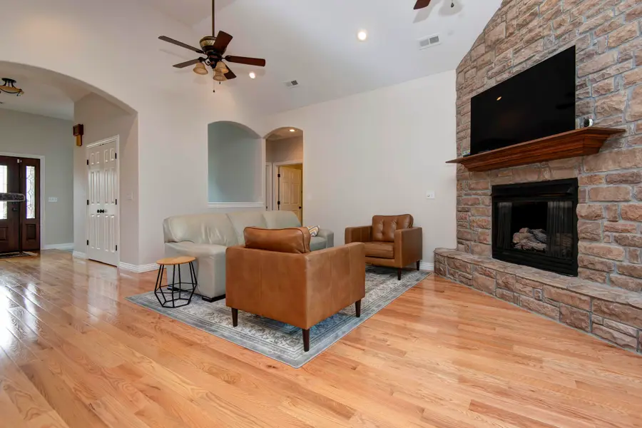 4649 Silo Hills Drive, Springfield, MO 65802 - #2