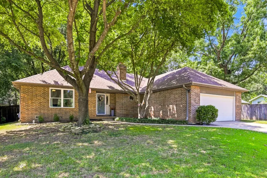 2035 S Glenn Avenue, Springfield, MO 65807 - #3