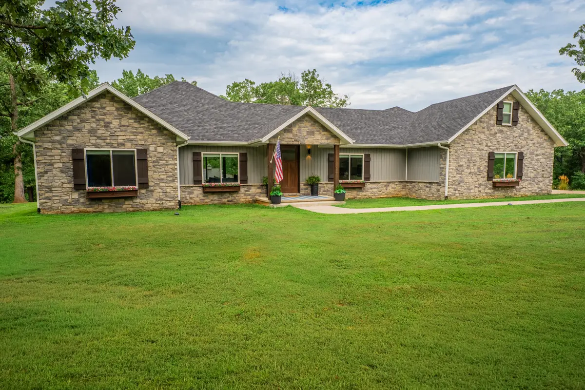 631 Buena Vista Parkway, Strafford, MO 65757 - #1