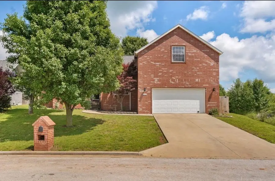 848 S Black Sands Avenue, Nixa, MO 65714 - #2