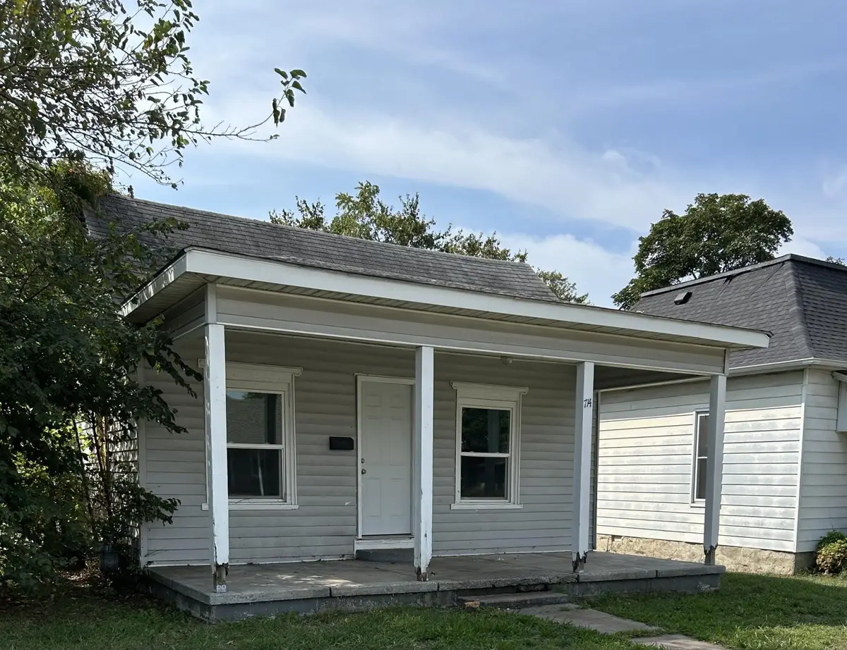 714 W 2nd Street, Webb City, MO 64870 - #1