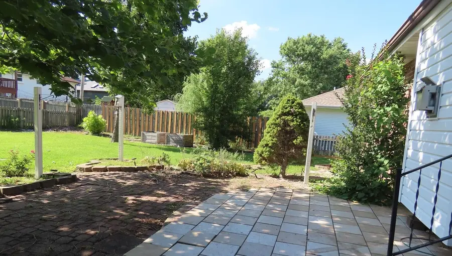 3877 S Cottage Avenue, Springfield, MO 65807 - #3